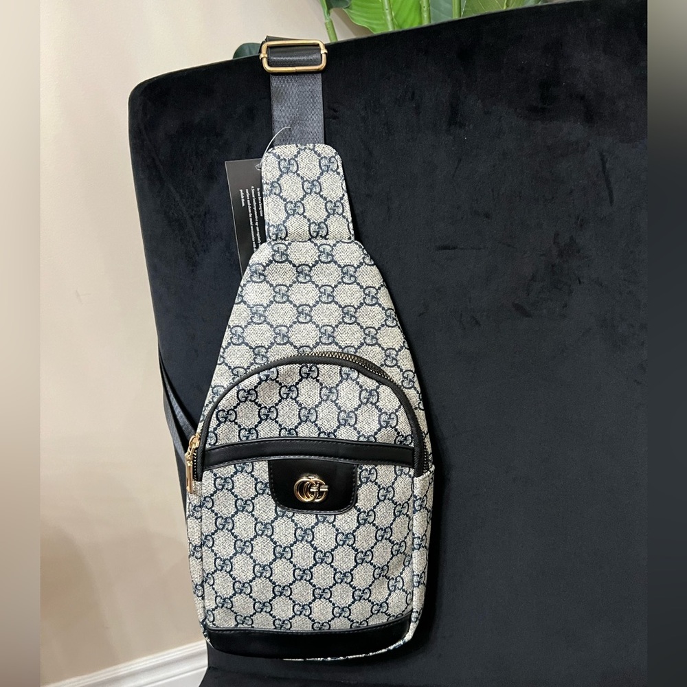 fanny bag